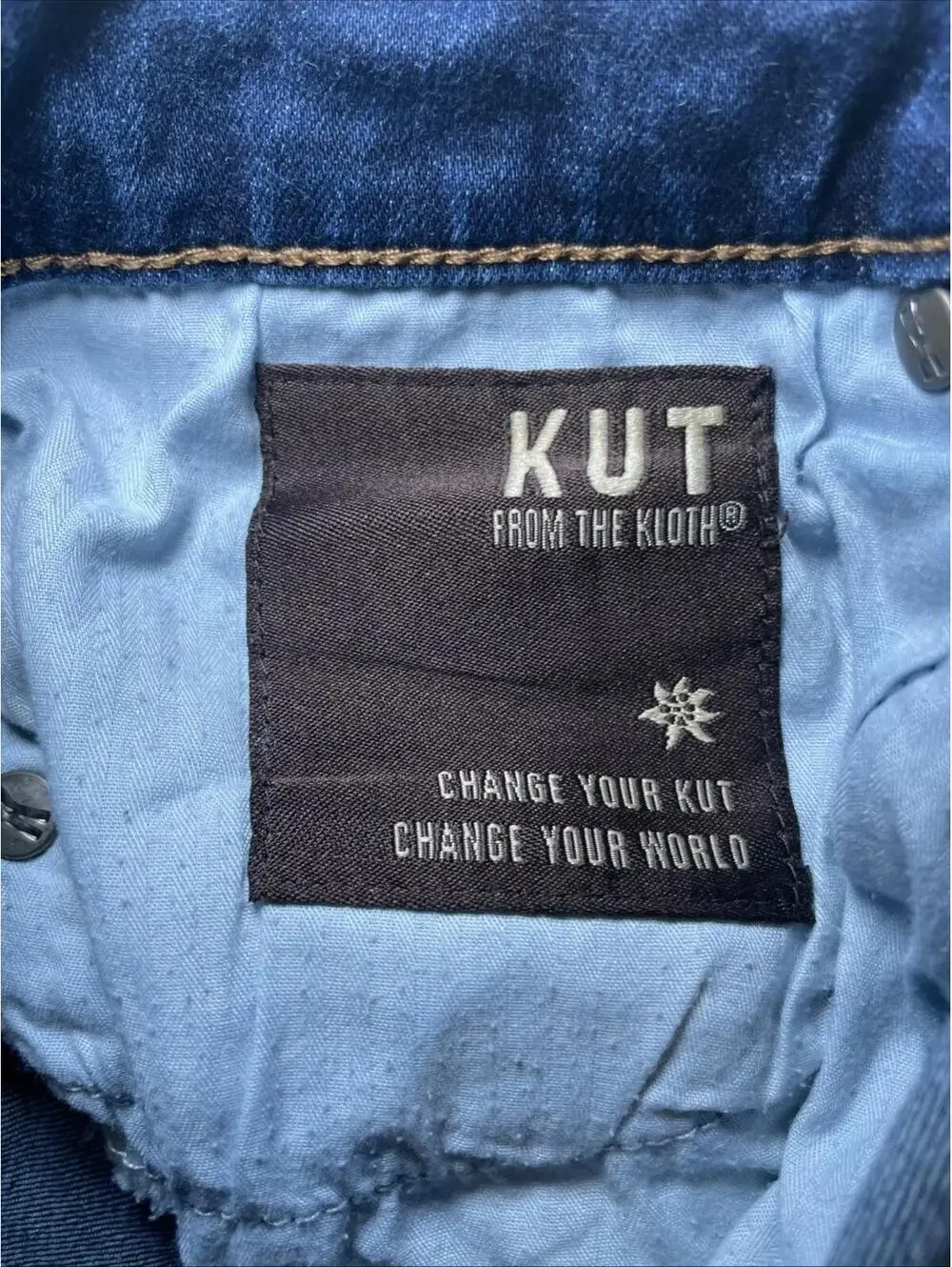 Kut From The Kloth jeans 58539 crop straight leg Raw Hem Size 10 - Picture 15 of 16